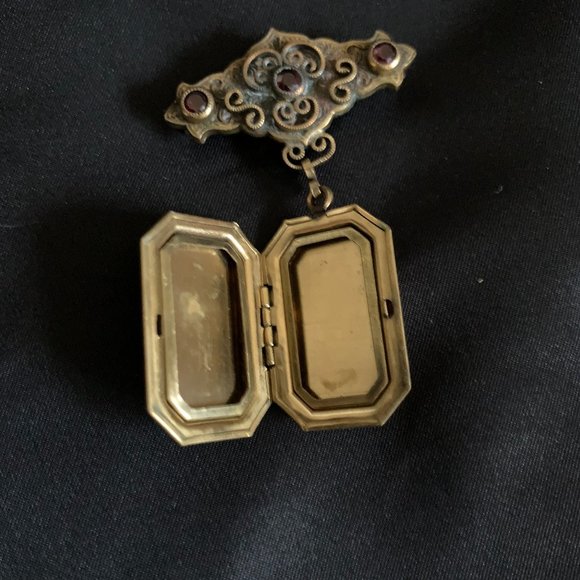 Antique Vintage HOBE Brooch Locket Pin Pendant Photo Holder - Picture 7 of 11